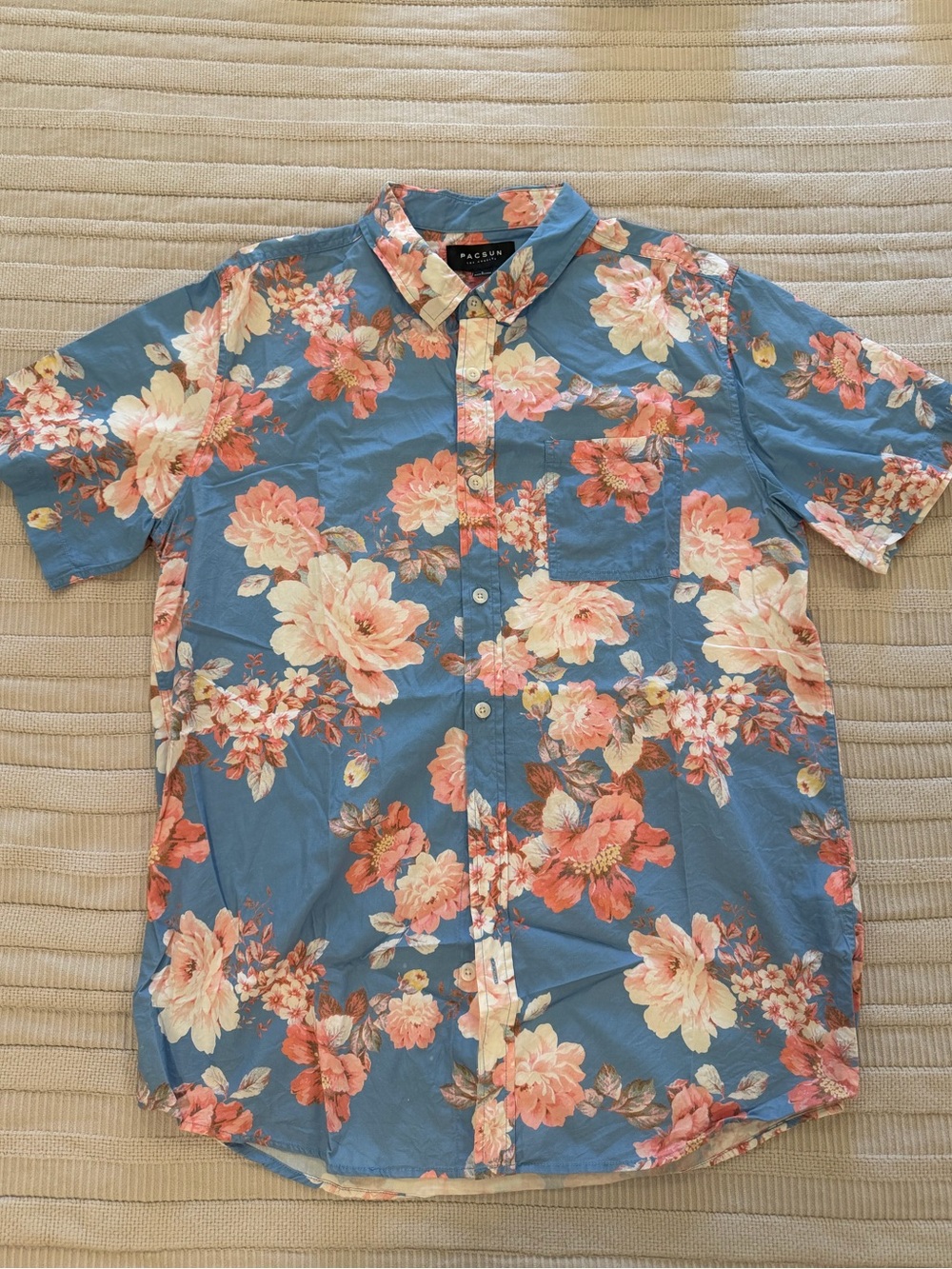 PacSun Blue Floral Short Sleeve Button-Down Shirt with Pink & Cream Blooms